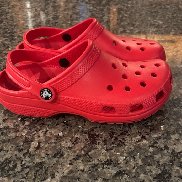Crocs - Picture 2 of 7